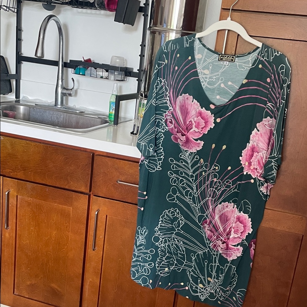 Kahulalea Tshirt dress